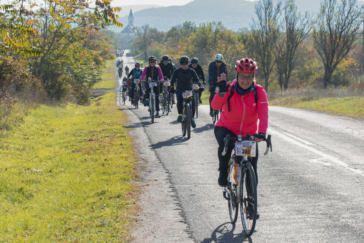 4 Évszak Bringatúrák a Balaton-felvidéken – ezt a csodát mindig érdemes felfedezni!