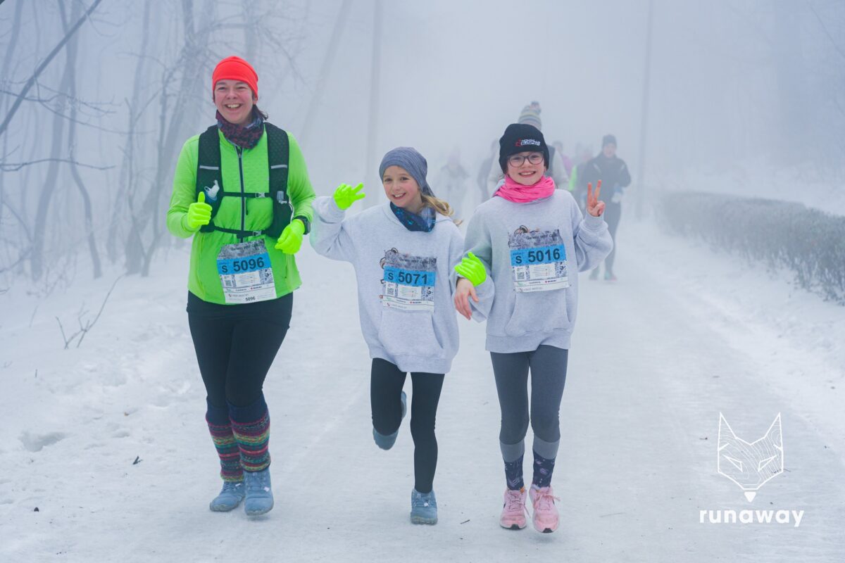Havas pálya, fagyos kihívás: több mint 600 futó ért célba a Normafánál megrendezett Garmin WTF COLDon