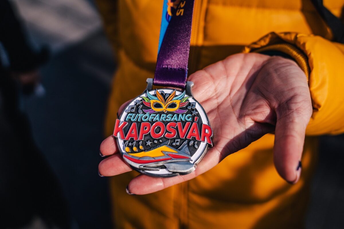 KOMETA 16. Futófarsang Kaposvár