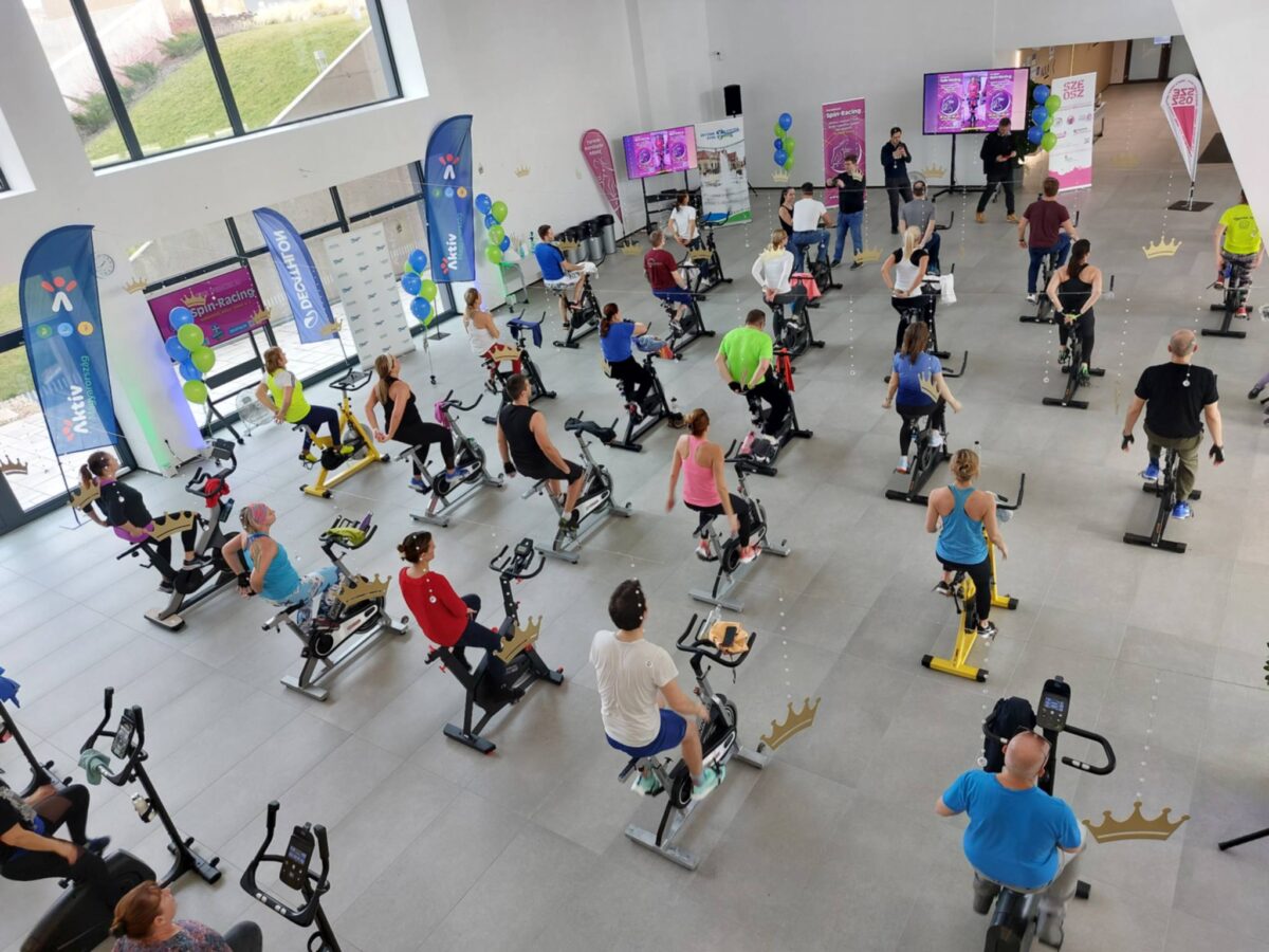 Rekordot döntött a második Óriás Tekerés – közösség, mozgás és jókedv az ország legnagyobb beltéri kerékpáros eseményén!