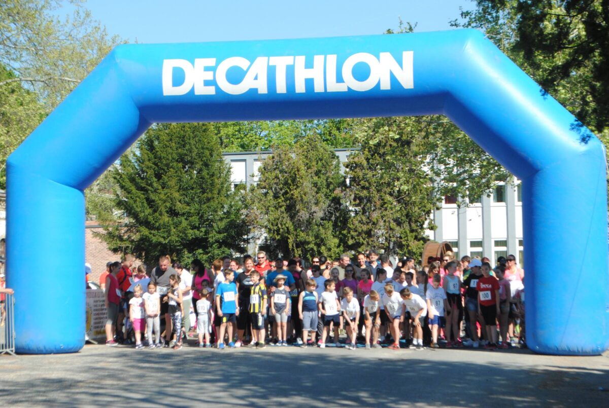 IX. RUNBOGÁRD Futóverseny és Családi Futónap