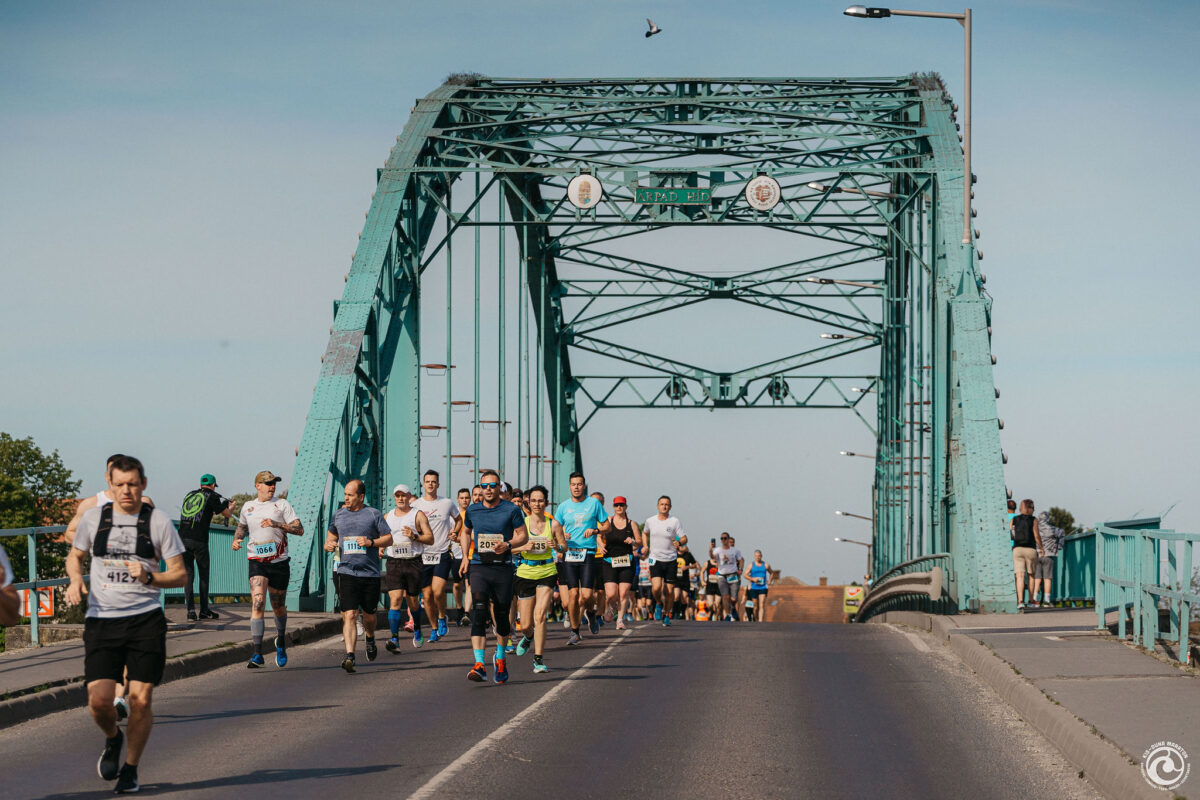 Stadionfényektől a maratonig – erős hétvége március végére!