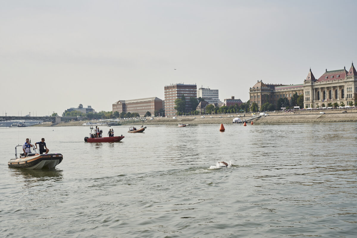 A Generali Night Run visszahozza Budapest egyik ikonikus eseményét, a Duna-átúszást