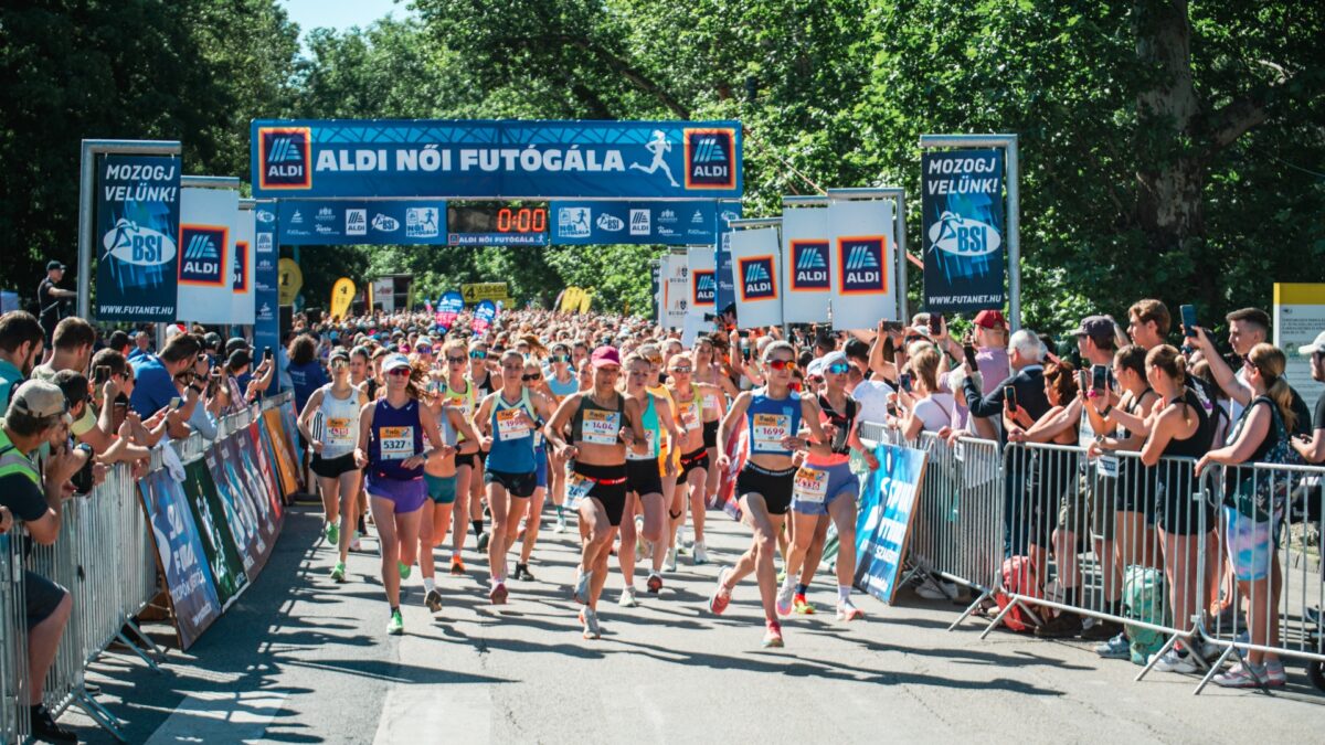 Több mint tízezer női futóval indult el a sportos nyár: sikeresen zárult a 31. ALDI Női Futógála